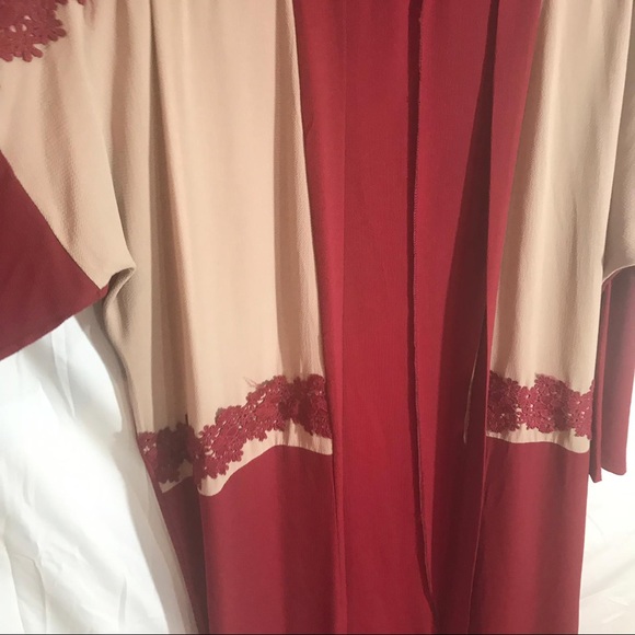 Woman’s abaya - Picture 2 of 2